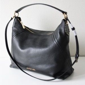 ❤️Michael Kors Aria Studded Hobo